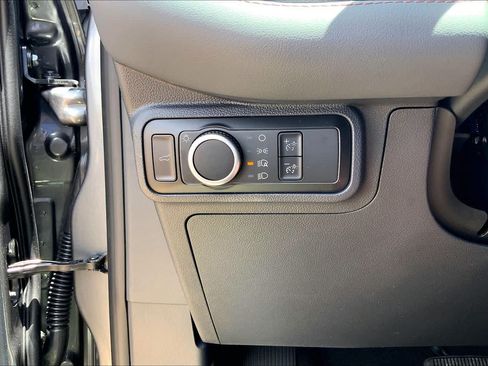 New 2026 Ford Explorer Active RWD image 20