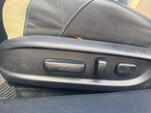 Used 2016 Honda Accord Touring image 11