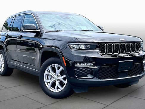 Used 2022 Jeep Grand Cherokee Limited RWD image 3