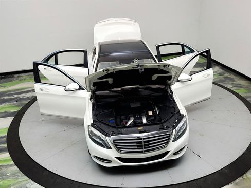Used 2014 Mercedes-Benz S 550 Sedan image 39
