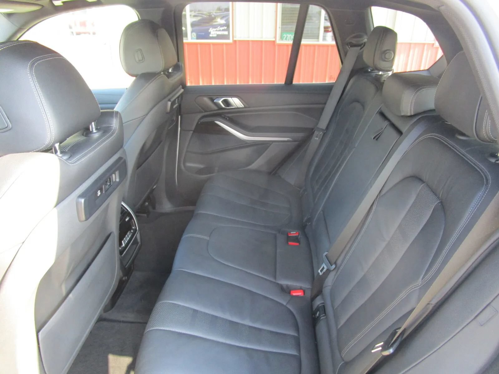 Used 2020 BMW X5 xDrive40i w/ Convenience Package AWD/4WD image 18