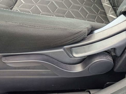 Used 2024 Mitsubishi Outlander Sport ES image 18