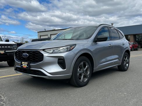 Used 2024 Ford Escape ST-Line AWD/4WD image 7