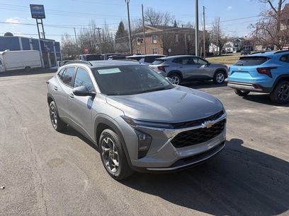 New 2026 Chevrolet Trax LT w/ Sunroof Package