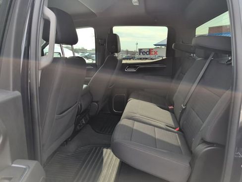 Used 2022 Chevrolet Silverado 1500 LT image 25