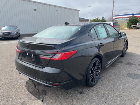 Used 2026 Toyota Camry XSE FWD image 7