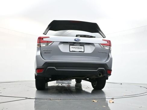 Used 2024 Subaru Forester Limited image 32