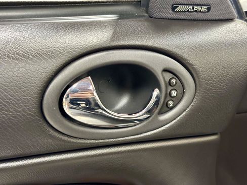 Used 2005 Jaguar XK8 Convertible RWD image 19