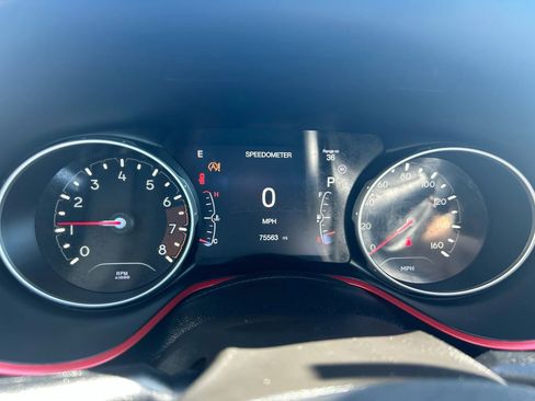 Used 2018 Jeep Compass Trailhawk w/ Cold Weather Group image 13