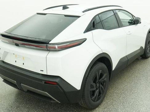 New 2026 Toyota C-HR AWD/4WD image 8