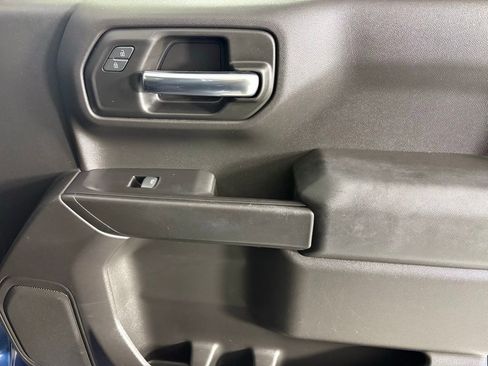 Used 2019 Chevrolet Silverado 1500 Custom Trail Boss w/ Custom Convenience Package image 14