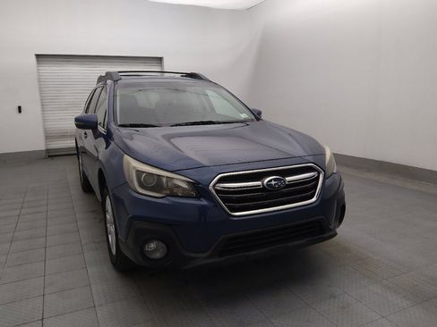 Used 2019 Subaru Outback 2.5i Premium image 14