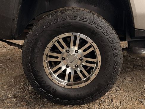 Used 2007 HUMMER H3 AWD/4WD image 54