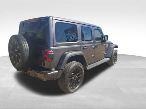 Used 2021 Jeep Wrangler Unlimited Sahara AWD/4WD image 7