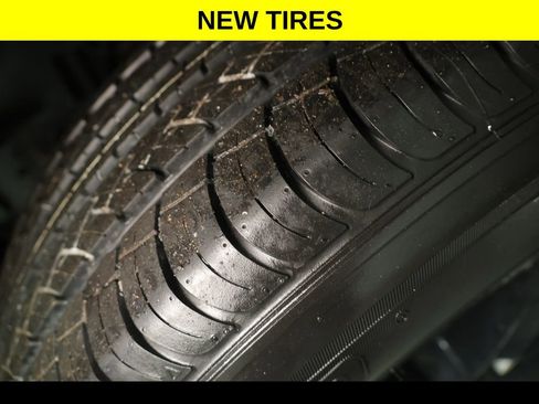 Used 2021 Jeep Wrangler Unlimited Sahara image 6