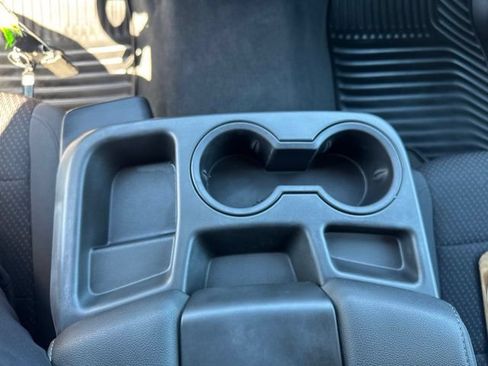 Used 2021 Chevrolet Silverado 1500 Custom AWD/4WD image 22