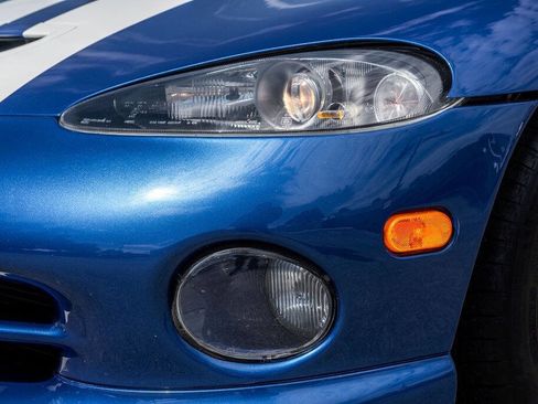 Used 1996 Dodge Viper GTS image 36