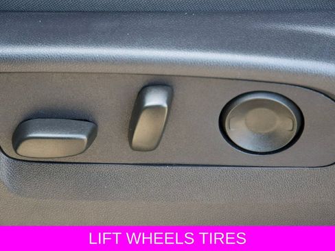 Used 2026 Chevrolet Silverado 1500 Custom RWD image 22