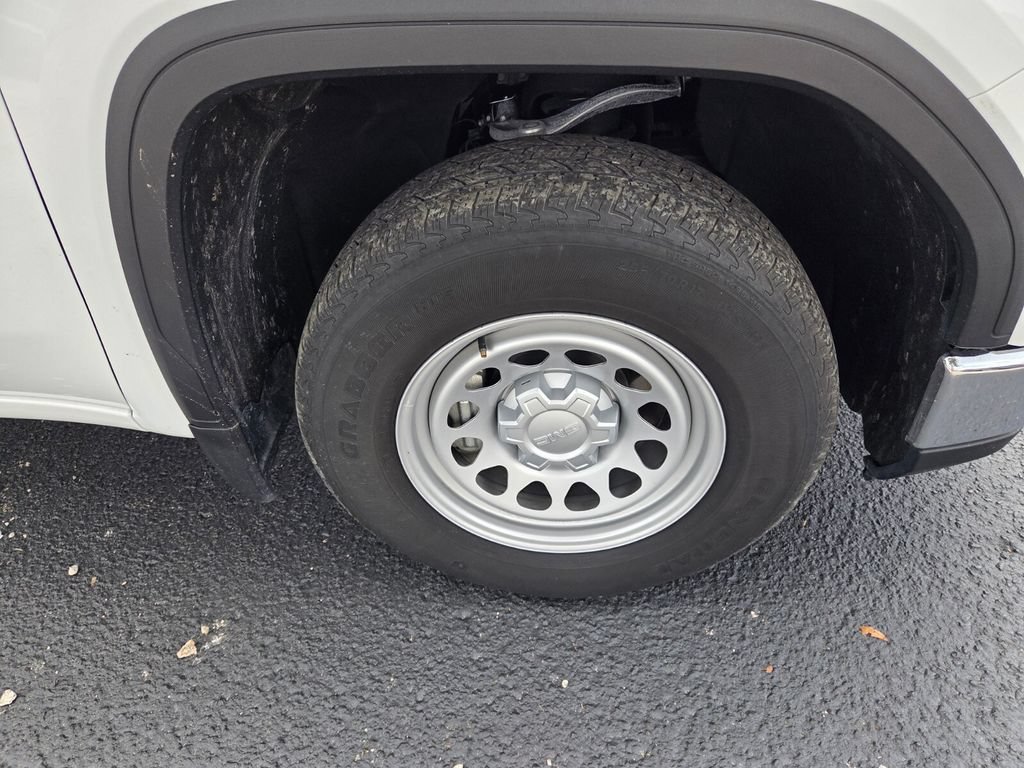 Used 2024 GMC Sierra 1500 Pro RWD image 17