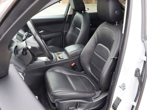 Used 2019 Jaguar E-PACE S image 12