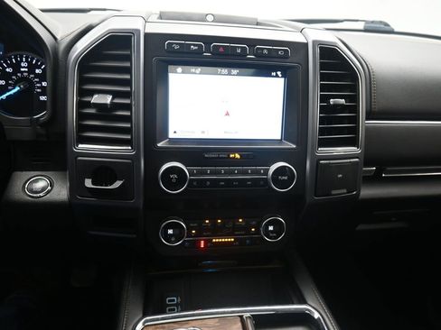 Used 2019 Ford Expedition Max Platinum image 16