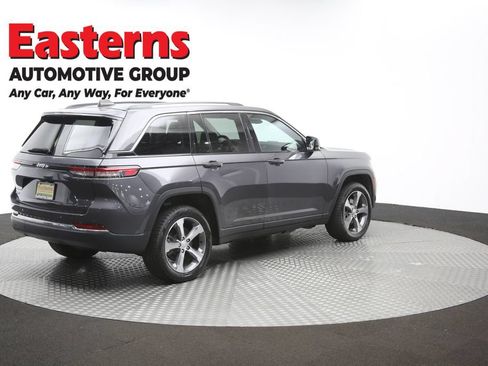 Used 2023 Jeep Grand Cherokee 4WD 4xe image 46