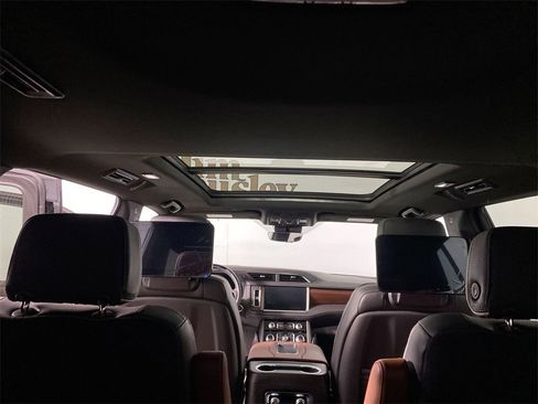 Used 2023 GMC Yukon Denali Ultimate image 21