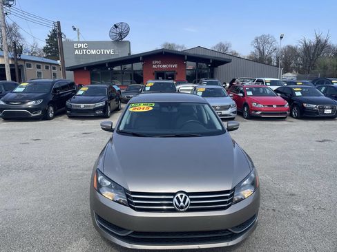 Used 2015 Volkswagen Passat 1.8T SE image 11
