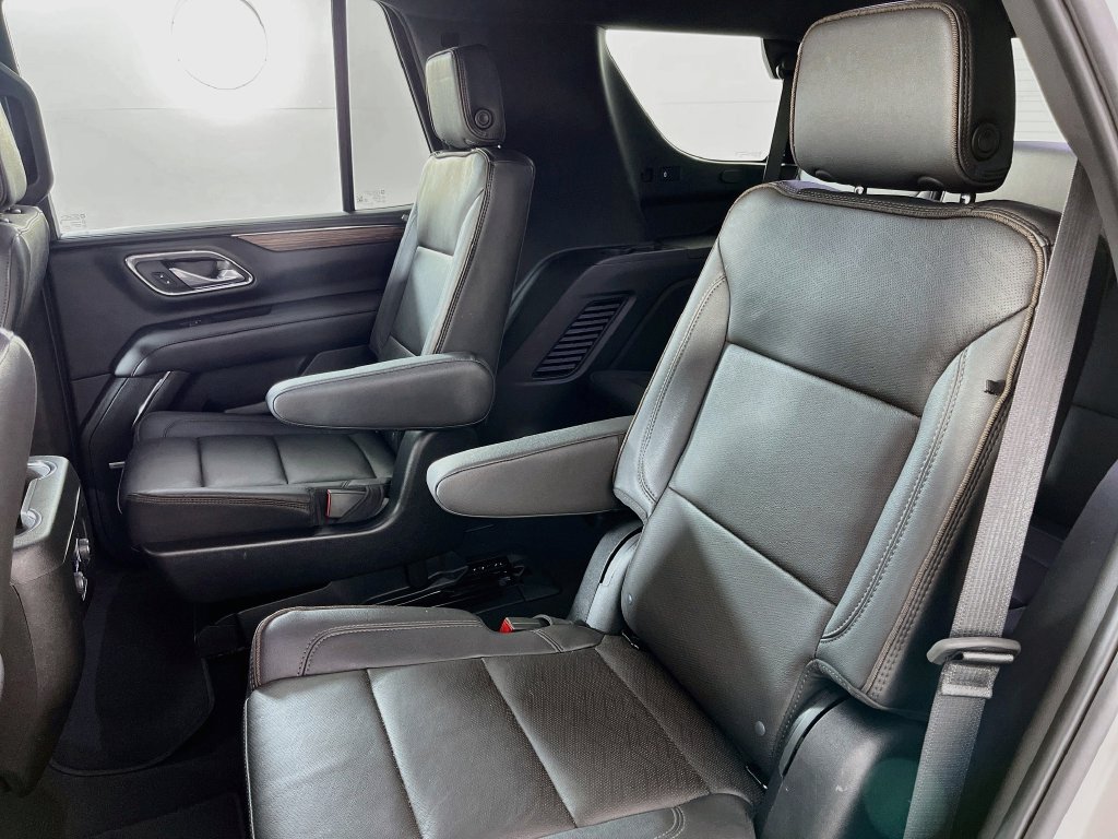 Used 2023 Chevrolet Tahoe High Country AWD/4WD image 33
