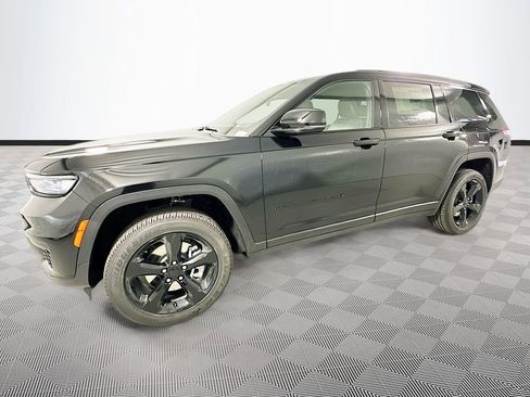New 2025 Jeep Grand Cherokee L Altitude AWD/4WD image 24