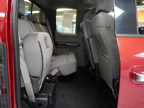 Used 2016 Ford F150 XLT w/ Equipment Group 302A Luxury AWD/4WD image 30