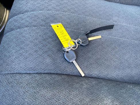 Used 2024 GMC Savana 2500 w/ Driver Convenience Package image 13