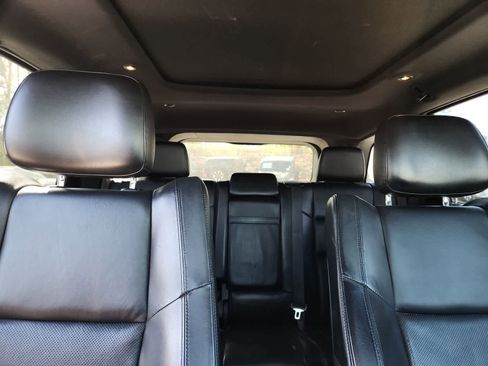 Used 2019 Jeep Grand Cherokee Limited w/ Luxury Group II image 19