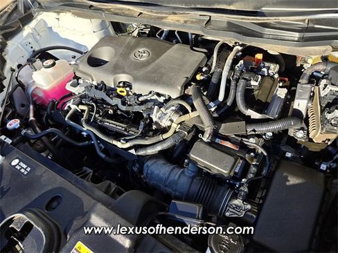 Used 2022 Toyota Sienna XLE image 20