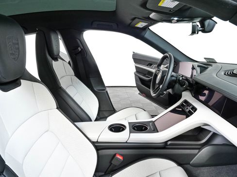 New 2026 Porsche Taycan AWD/4WD image 24