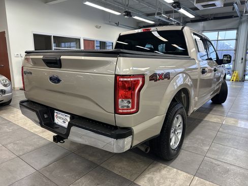 Used 2017 Ford F150 XLT image 12