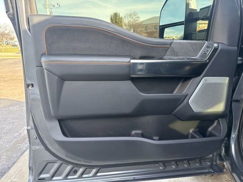 Used 2024 Ford F350 Platinum image 22