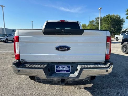 Used 2019 Ford F250 XLT w/ XLT Value Package AWD/4WD image 5