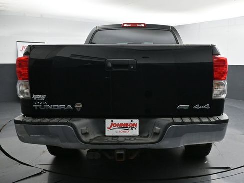 Used 2011 Toyota Tundra 4x4 CrewMax image 8