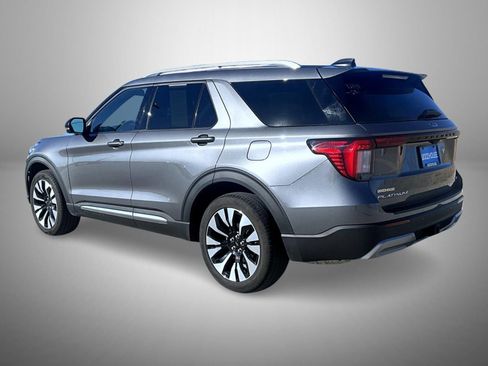 Used 2025 Ford Explorer Platinum w/ LUX Leather Package image 7