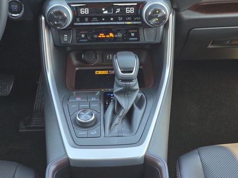 New 2025 Toyota RAV4 Limited image 25
