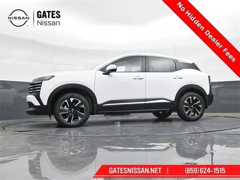 New 2025 Nissan Kicks SV image 42