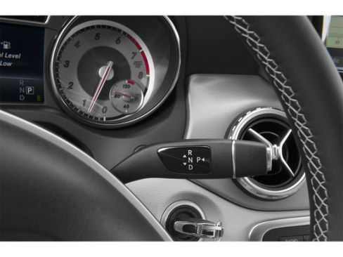 Used 2015 Mercedes-Benz GLA 250 4MATIC image 11