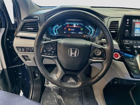 Used 2024 Honda Odyssey Touring image 11