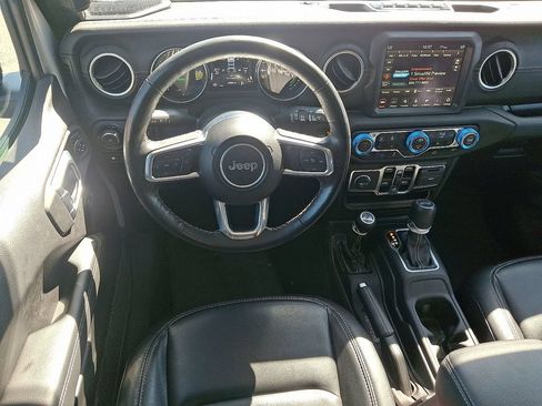 Used 2023 Jeep Wrangler Unlimited Sahara w/ Cold Weather Group AWD/4WD image 12