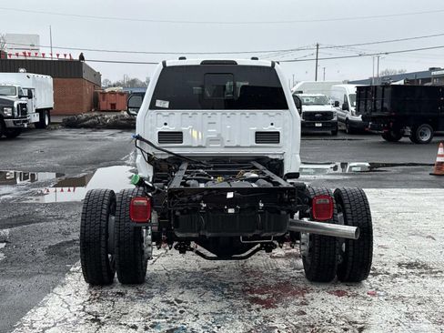 New 2026 Ford F450 XL w/ XL Chrome Package image 4