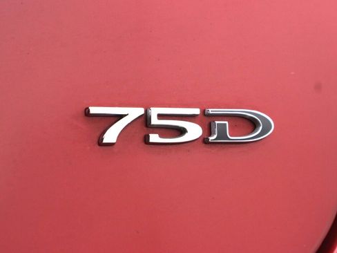 Used 2018 Tesla Model X 75D image 36