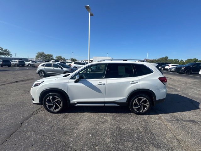 Certified 2022 Subaru Forester Touring AWD/4WD image 4