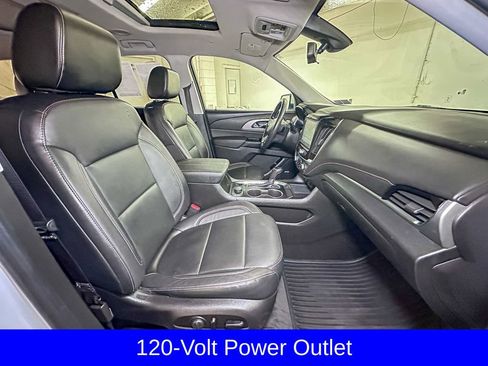 Used 2019 Chevrolet Traverse LT w/ LT Premium Package image 6