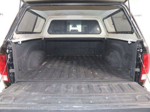 Used 2018 RAM 1500 Classic SLT image 43